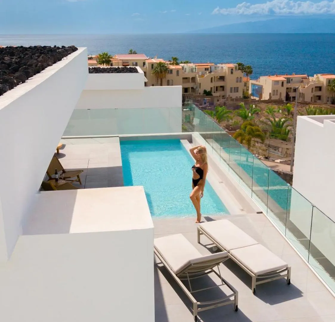 Villa Jan With Heated Pool 아데제